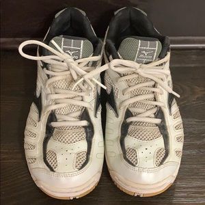 Women’s Mizuno Runners